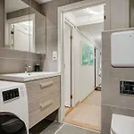 3 Soverom, Sentralt I Og Moderne Bad Апартаменти *