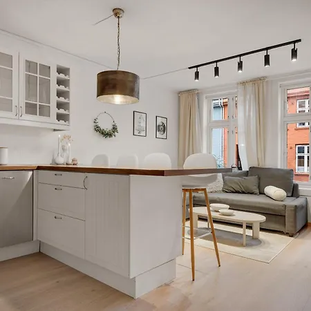 3 Soverom, Sentralt I Og Moderne Bad Берген