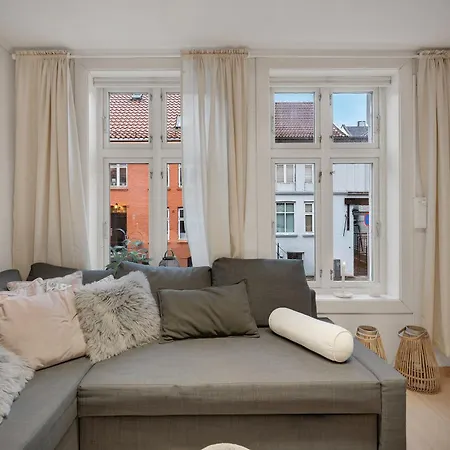 Апартаменти 3 Soverom, Sentralt I Og Moderne Bad Берген