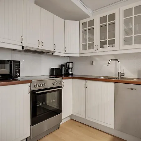 3 Soverom, Sentralt I Og Moderne Bad Апартаменти *