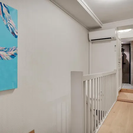 3 Soverom, Sentralt I Og Moderne Bad