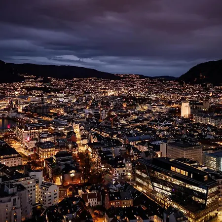 3 Soverom, Sentralt I Og Moderne Bad Апартаменти *