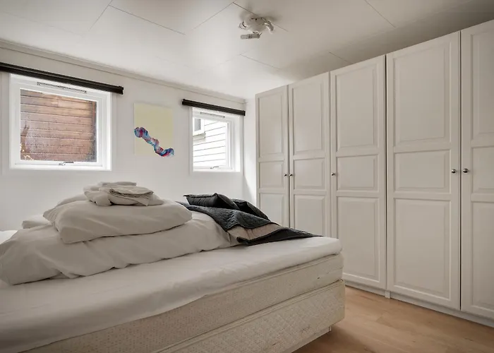 3 Soverom, Sentralt I Og Moderne Bad * Bergen