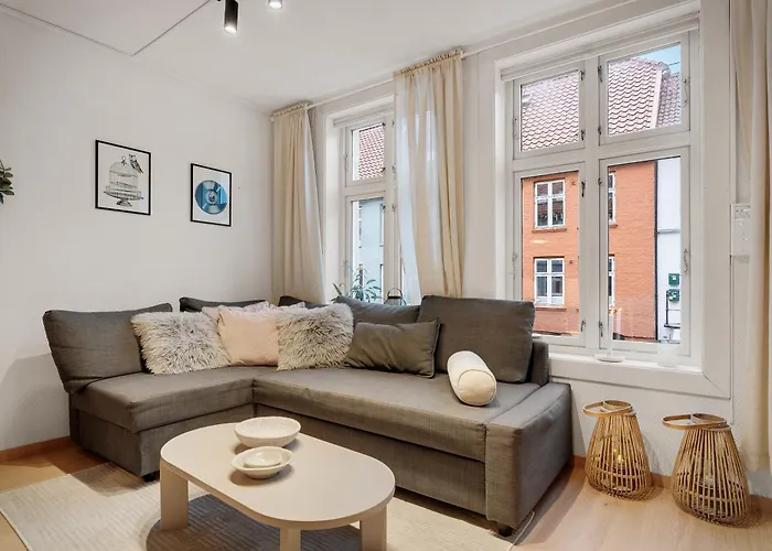 3 Soverom, Sentralt I Og Moderne Bad Appartement Bergen
